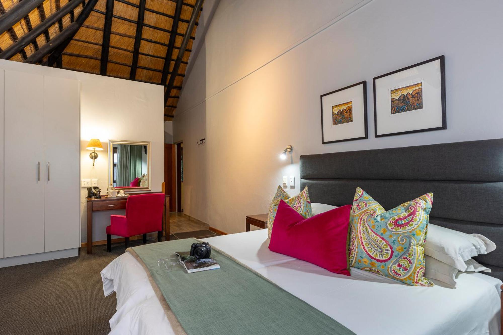 Cavern Resort & Spa Бергвилль Экстерьер фото